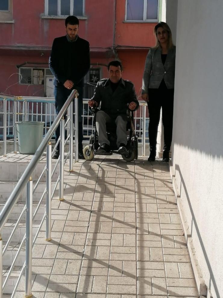 Aras Edaş’tan Örnek Davranış