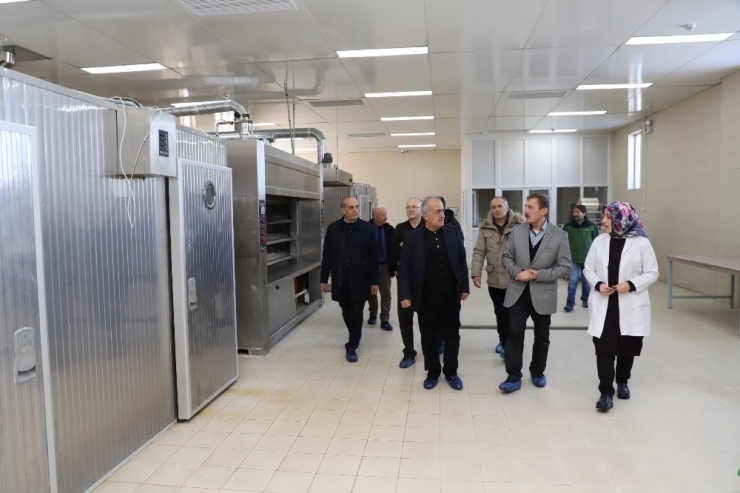 Süt Ve Ekmek Üretimine Bilimsel Dokunuş