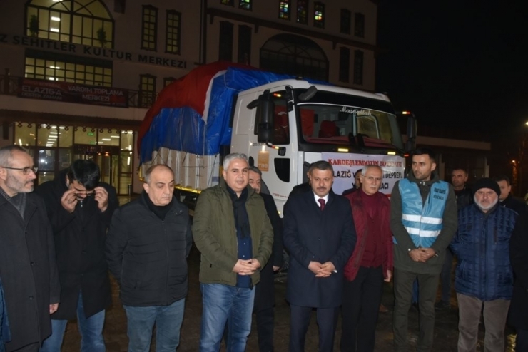 Boyabat’tan Depremzedelere Yardım Eli