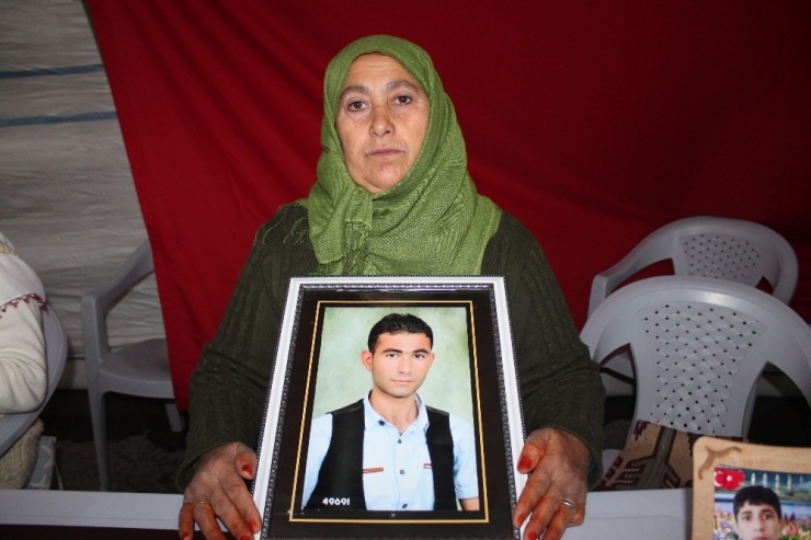 Hdp Önündeki Eylemin 151’inci Gününde Aile Sayısı 77 Oldu