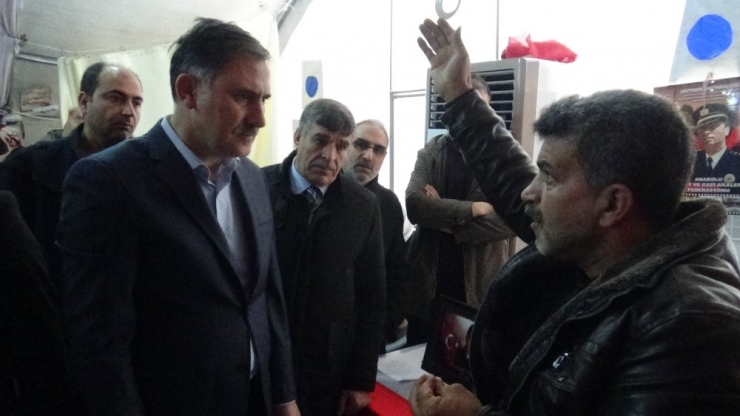 Sağlık-sen’den Evlat Nöbetindeki Ailelere Destek Ziyaret