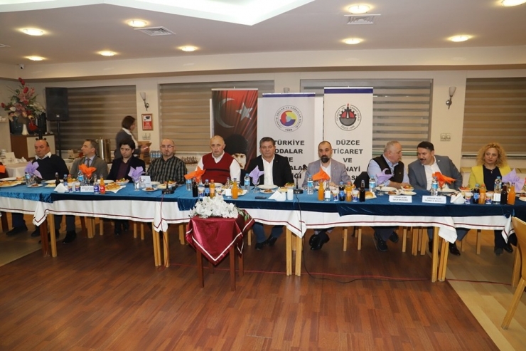 Dtso’da Söz Üyemizde Programı Gerçekleştirildi