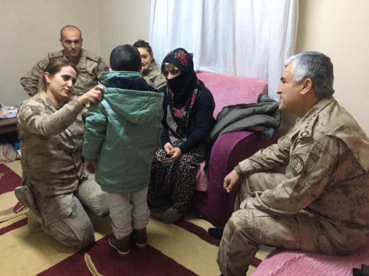 Canla Başla Mücadele Eden Kahramanlar