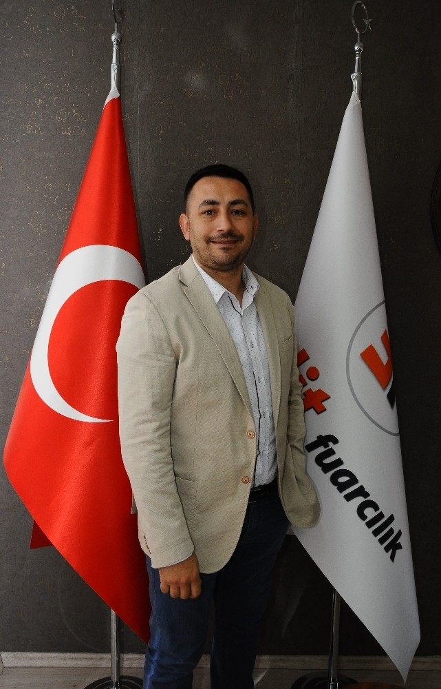 İzmir Kısıkköy’ün Mobilyacıları, Antalya Fuarı Hazırlıklarını Tamamladı