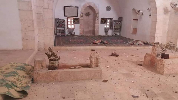 Esad Rejimi, Ömer Bin Abdülaziz Türbesi’ne Zarar Verdi