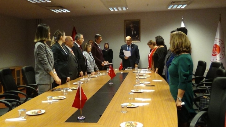 İstanbul İl Seçim Kurulu’nda Yemin Töreni Heyecanı