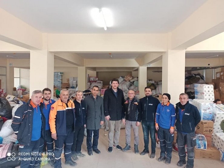 Kütahya Ak Parti’den Deprem Bölgesine Yardım