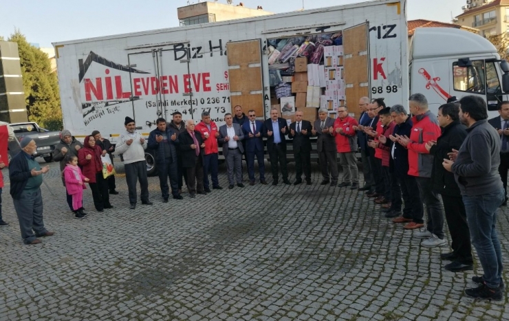 İnsani Yardım Tırı Salihli’den Yola Çıktı