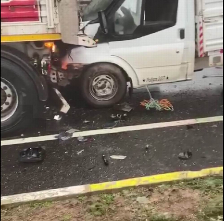 Mardin’de 15 Araç Birbirine Girdi: 5 Yaralı