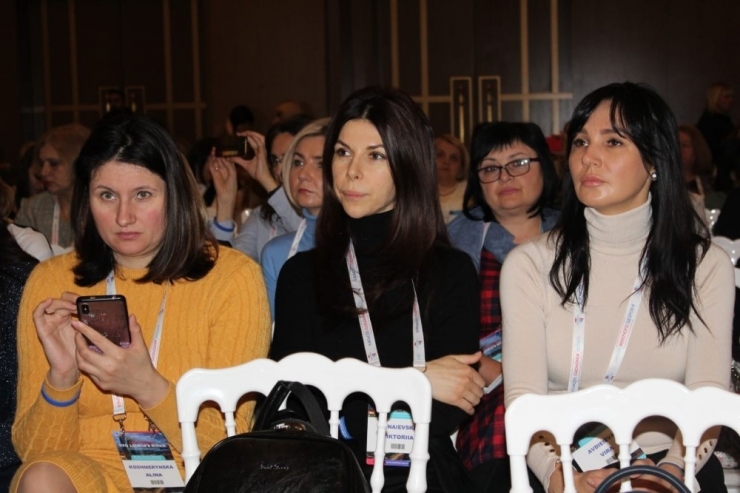 Türk Doktordan Ukraynalı Kadın Doğum Uzmanlarına ‘Kadın Hastalıkları’ Semineri