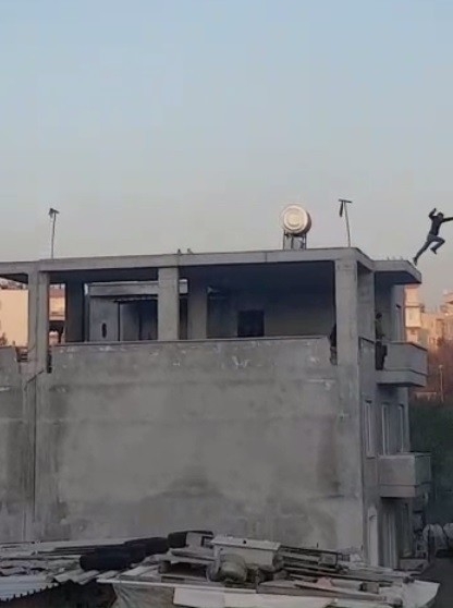 ’Uçan Torbacı’ Ayağı Kırık Yakalandı