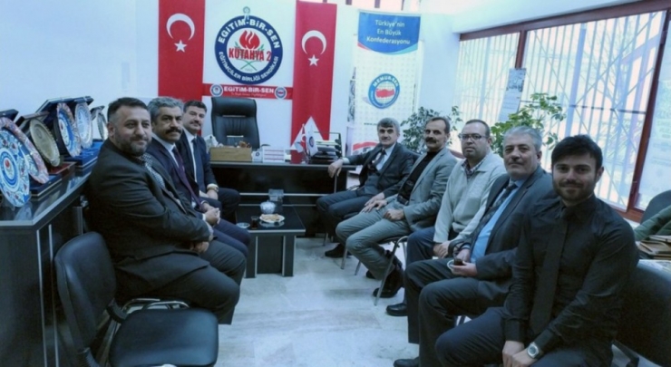 Rektör Uysal’dan, Eğitim-bir-sen Kütahya 2 No’lu Şubesine Ziyaret