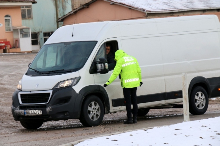 Sivas-malatya Kara Yolu Ulaşıma Kapandı