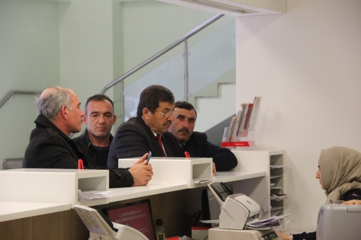 Köylüler, Depremzedeler İçin 14 Bin 600 Tl Topladı