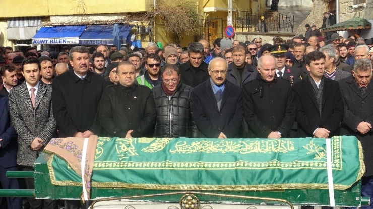 Tbmm Plan Ve Bütçe Komisyonu Başkanı Elvan’ın Acı Günü