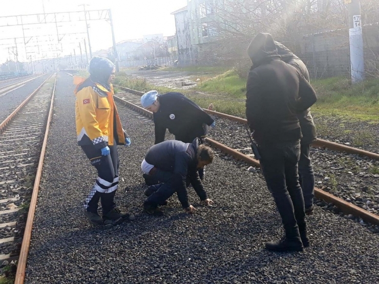 Tren Raylarında Baygın Bulundu