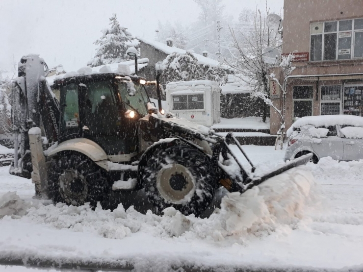 Tunceli’de Kar Yağışı Etkili Oldu, 171 Köy Yolu Kapandı