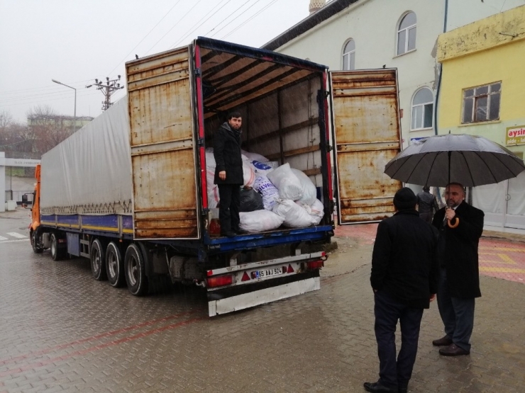 Sason’dan İdlib’e Yardım Tırı Gönderildi