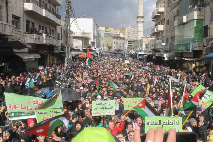 Ürdünlülerden Yüzyılın Anlaşması Protestosu