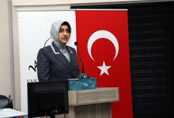 Vali Bilmez’in Eşi Edremitli Kadınlarla Buluştu