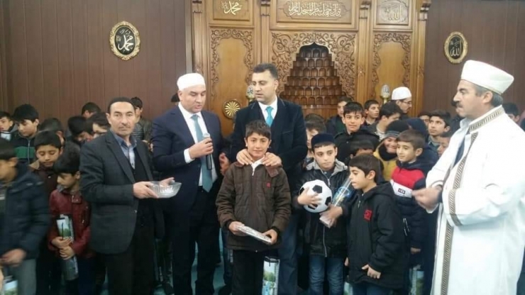 Muradiye Müftülüğünden ’Camilere Davet’ Programı