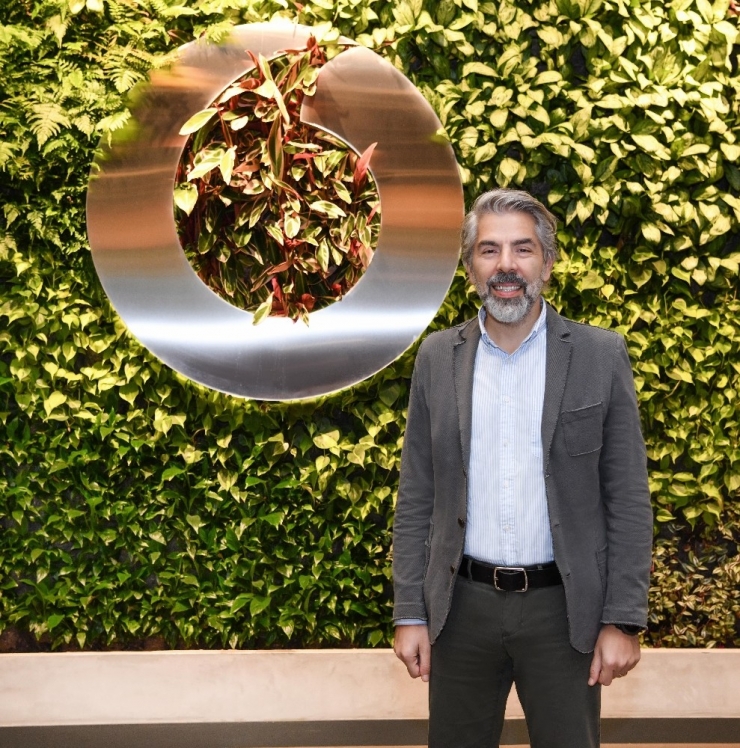 Esnafın Eski Telefonları Çocuklar İçin Kodlama Sınıfına Dönüşecek