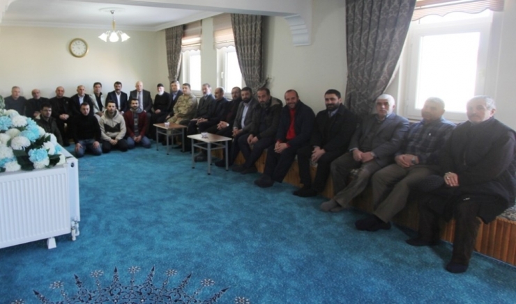 Başkan Pekmezci Esentepe Mahalle Sakinleriyle Bir Araya Geldi