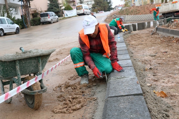 Çankaya Belediyesi’nden Merdivenli Yol Yapımı