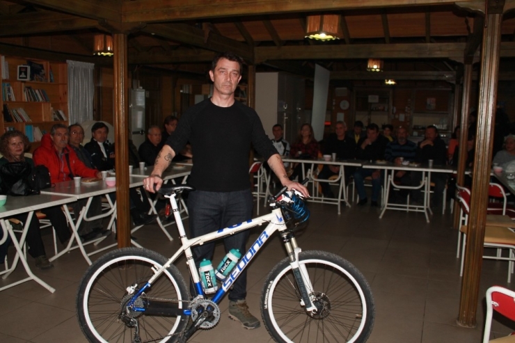 Atilla Atay, Mersin’de Bisiklet Tutkunlarıyla Bir Araya Geldi