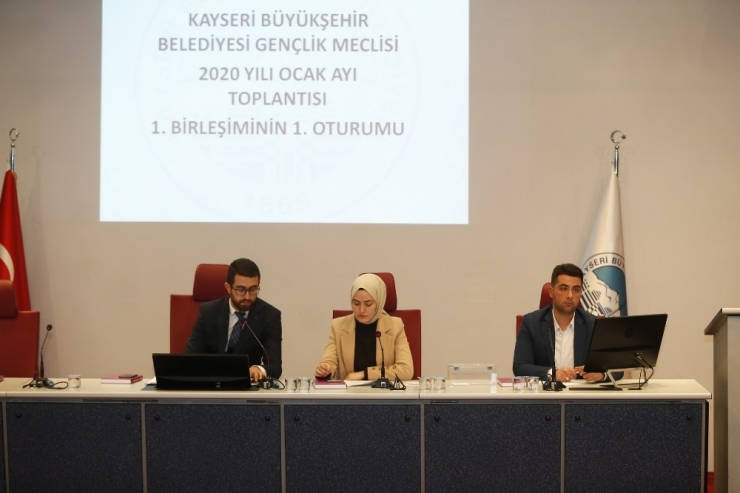 Büyükşehirin Gençleri Toplandı