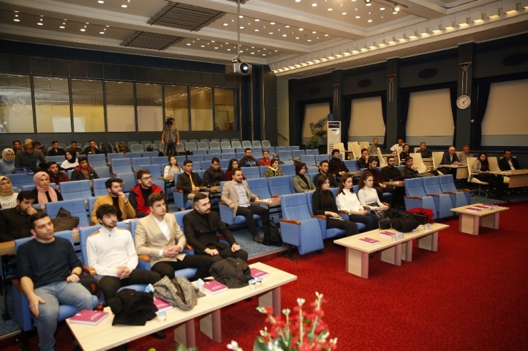 Büyükşehirin Gençleri Toplandı