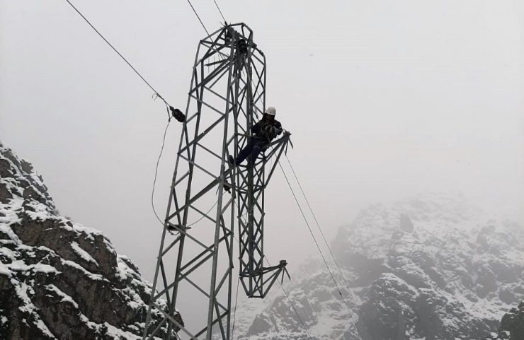 Vedaş’tan Zorlu Çalışma