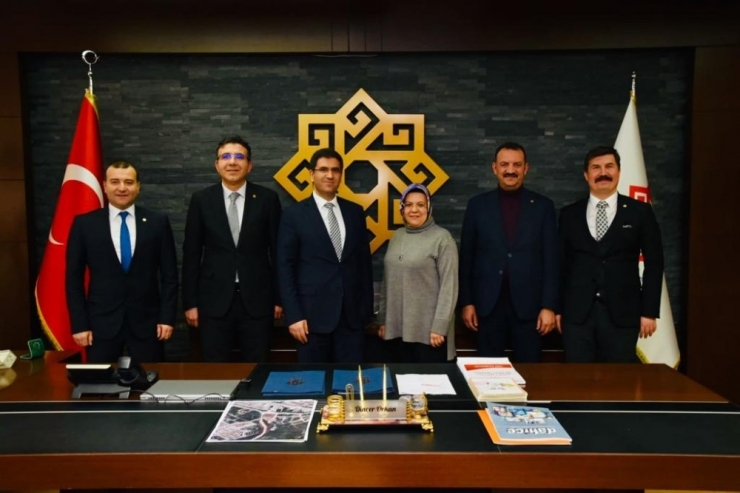 Karesi Belediyesi, Kütüphaneler Genel Müdürünü Ağırladı