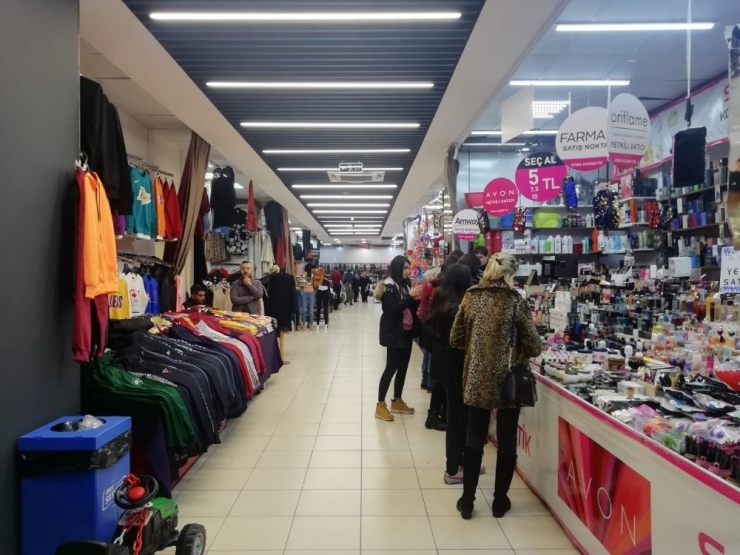 Köşk Sosyete Pazarı 2 Milyon 880 Bin Ziyaretçi Ağırladı