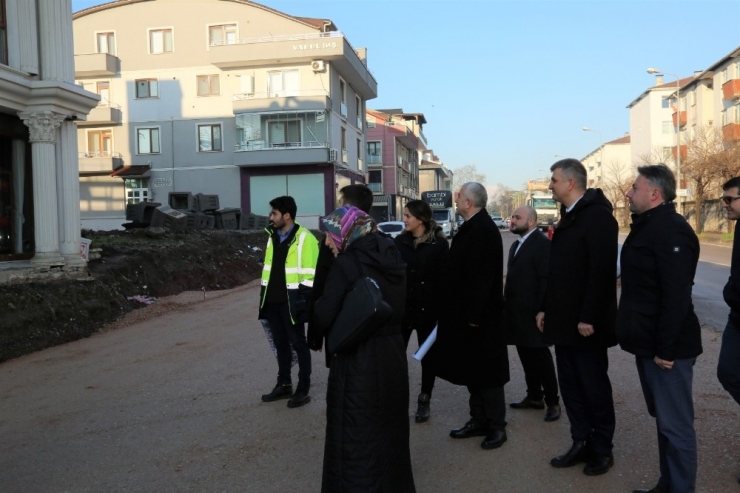 Gölcük’te Alternatif Yol Çalışmaları Devam Ediyor