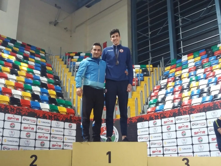 Kütahyalı Başarılı Sporcu Balkan Şampiyonası’na Katılacak