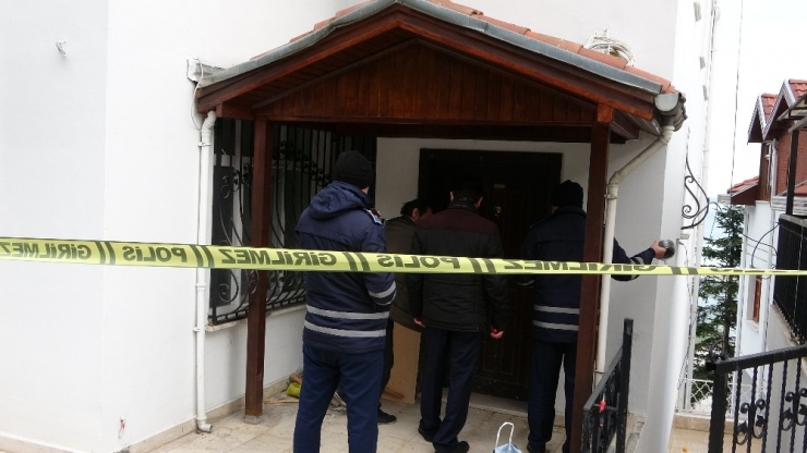 Heyelan Sonrası 3 Evin Kapısı Mühürlelendi