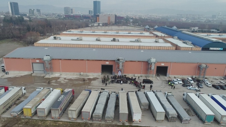 Bursa’dan İdlib Ve Elazığ’a 41 Tır Yardım Dualarla Yola Çıktı