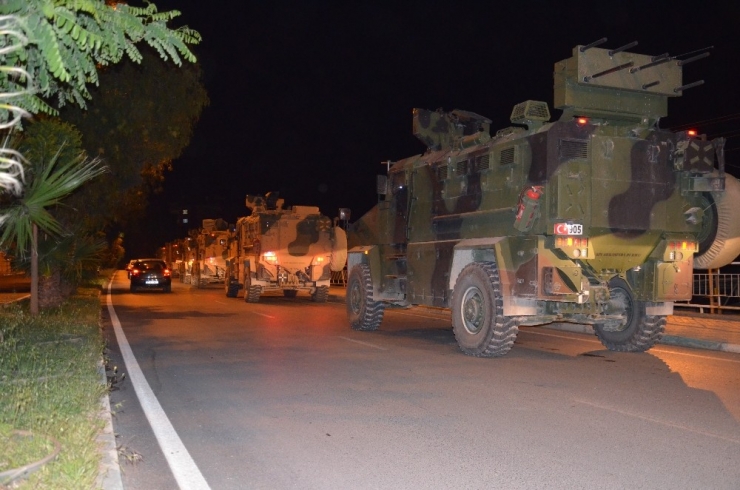 Suriye Sınırına Askeri Araç Ve Komando Takviyesi