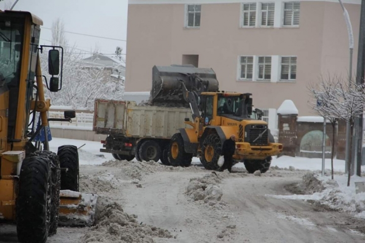 Tutak’ta Kar Yağışı