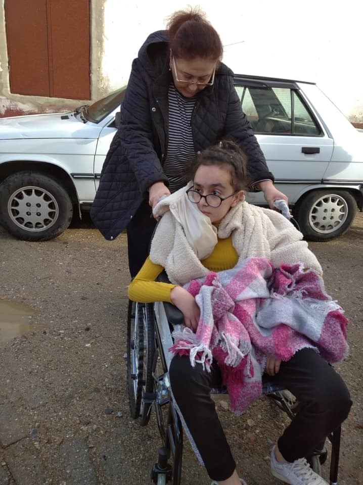 Aymelek Derneği’nden Yağmur Azun’a Destek