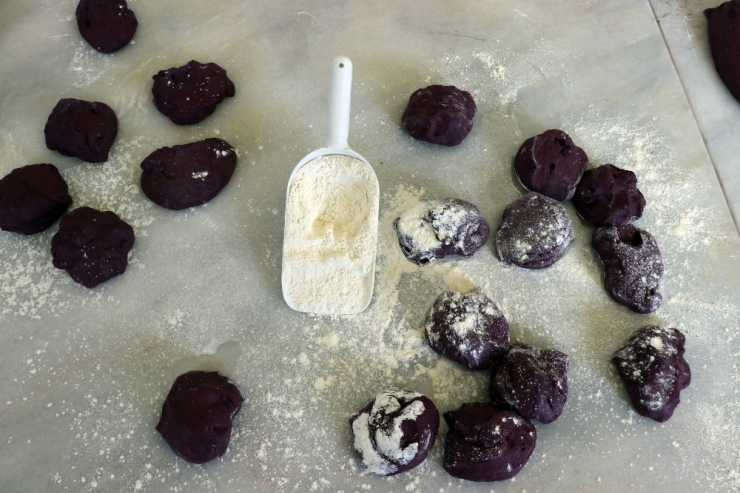 5 Liraya Doğal İlaç: Mor Ekmek