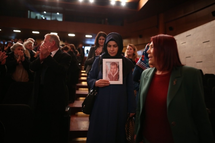 Bursa’da Çocukları Dağa Kaçırılan Annelerle Şehit Yakınları Bir Araya Geldi