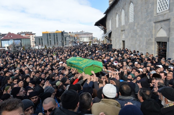 Mehmet Gürgür Hoca Son Yolculuğuna Uğurlandı