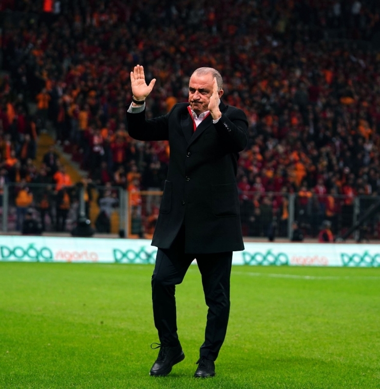 Fatih Terim’den 4 Değişiklik