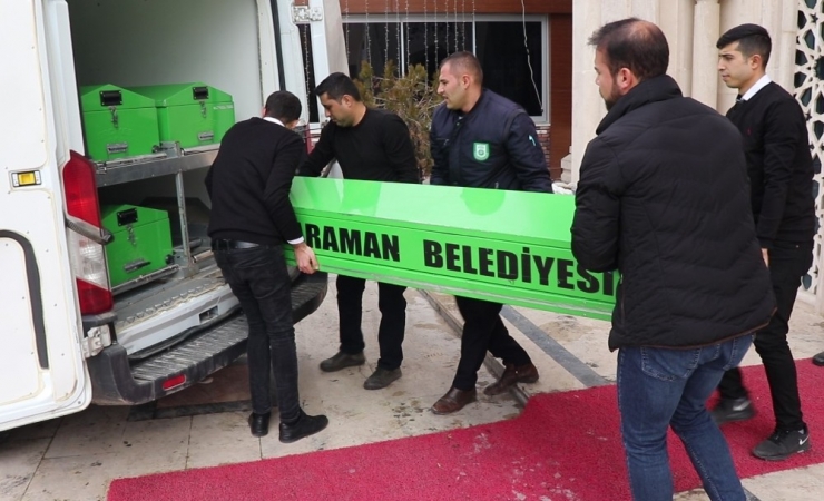 Otel Odasında Ölü Bulundu