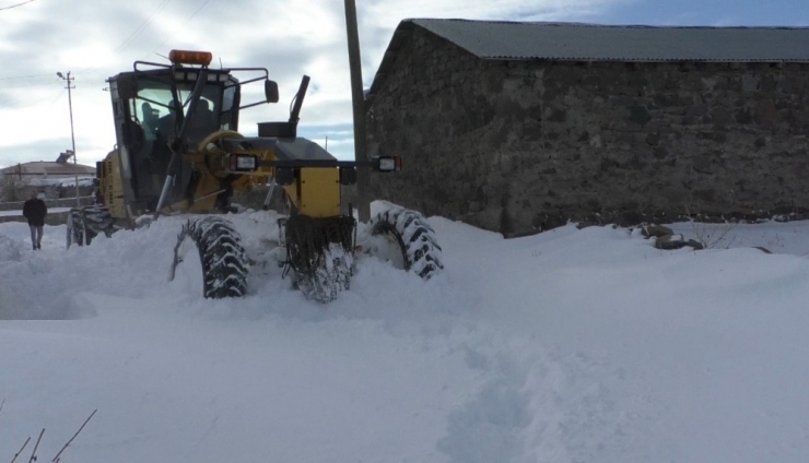 Kars’ta Kapalı Köy Yolları Ulaşıma Açılıyor