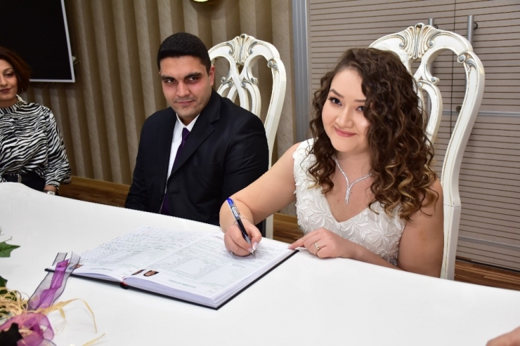 Nikah Dairesinde 02.02.2020 Yoğunluğu