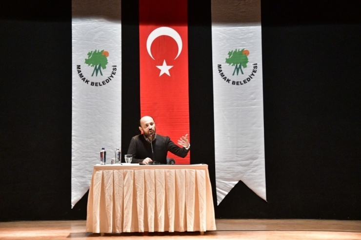 Yazar Yağmuru Devam Ediyor