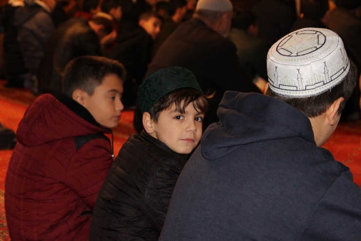 Camiler Yarıyıl Tatilinde Çocuklarla Şenlendi